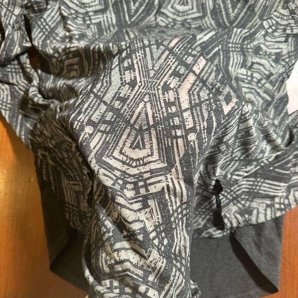 Prana Women Long Sleeve Stretch Fit Black Grey Shirt Sheer Sleeve Back Y2K - Picture 5 of 7